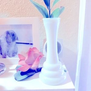 Randall Beehive mid-century milk glass bud vase white 6”